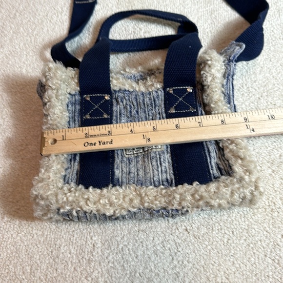 Urban Outfitters-BDG Serena Fleece Mini Tote Crossbody Purse Bag - Picture 4 of 8